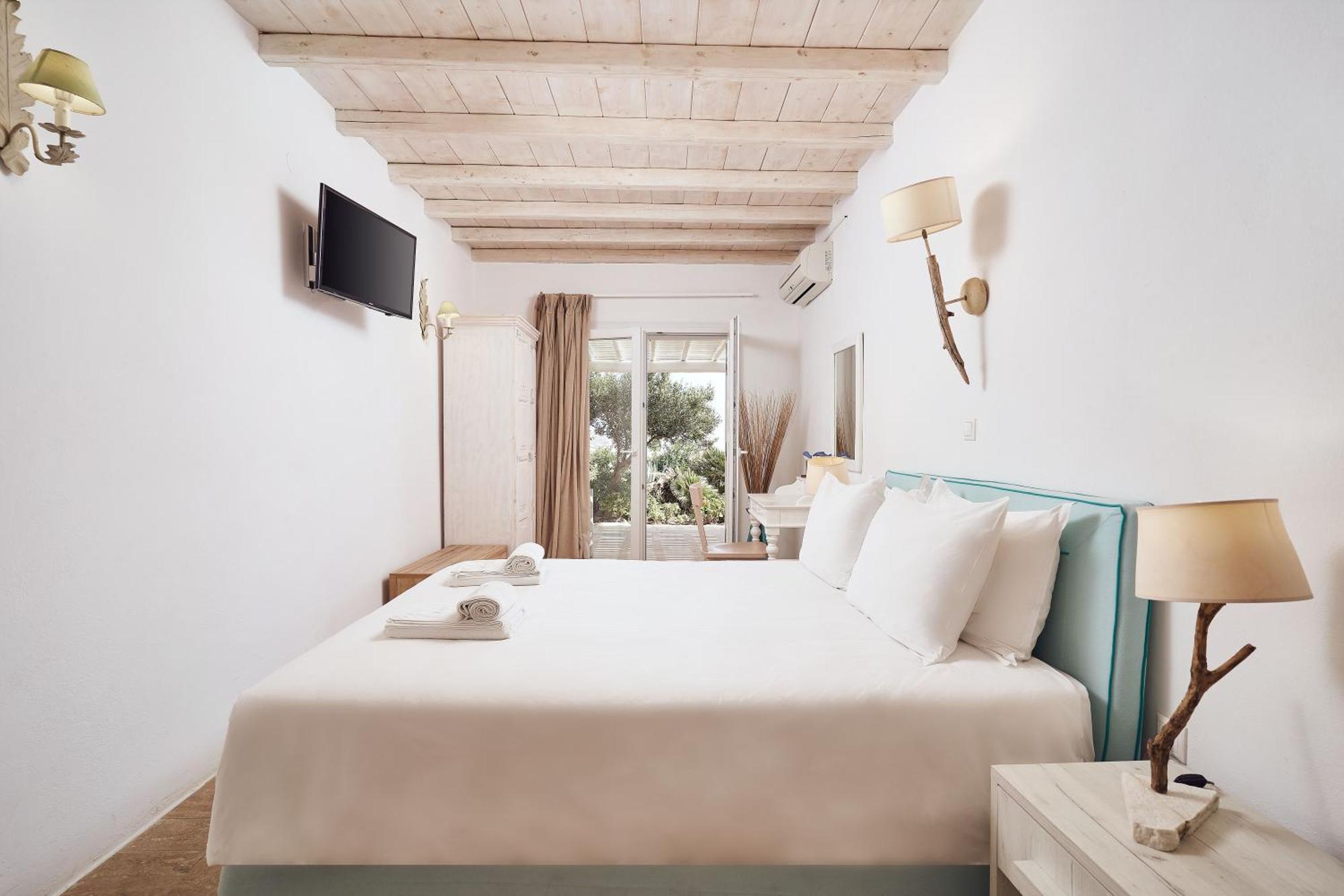 Villa Petrolefko By Ethos Hospitality Ornos  Exterior foto